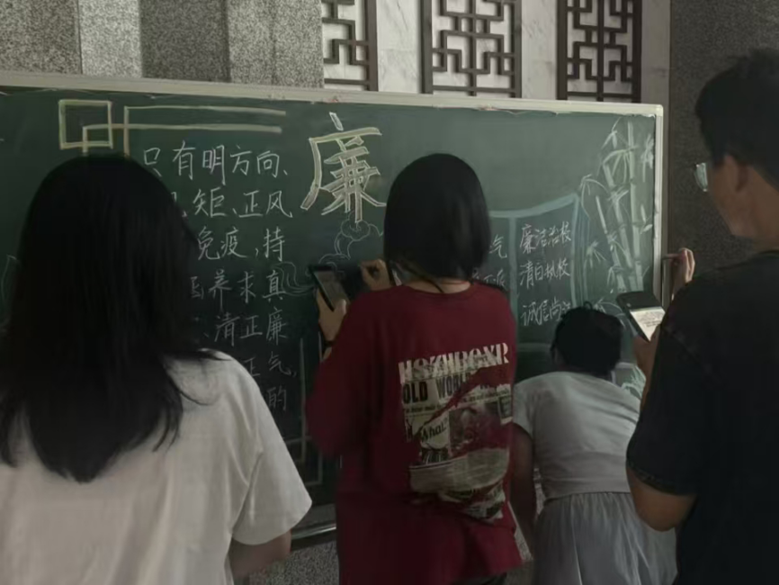 0aea382fa96043c592577384ca5a0db0.png 0aea382fa96043c592577384ca5a0db0.png